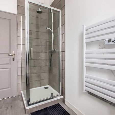 Residence Pasteur ヴァランシエンヌ エクステリア 写真