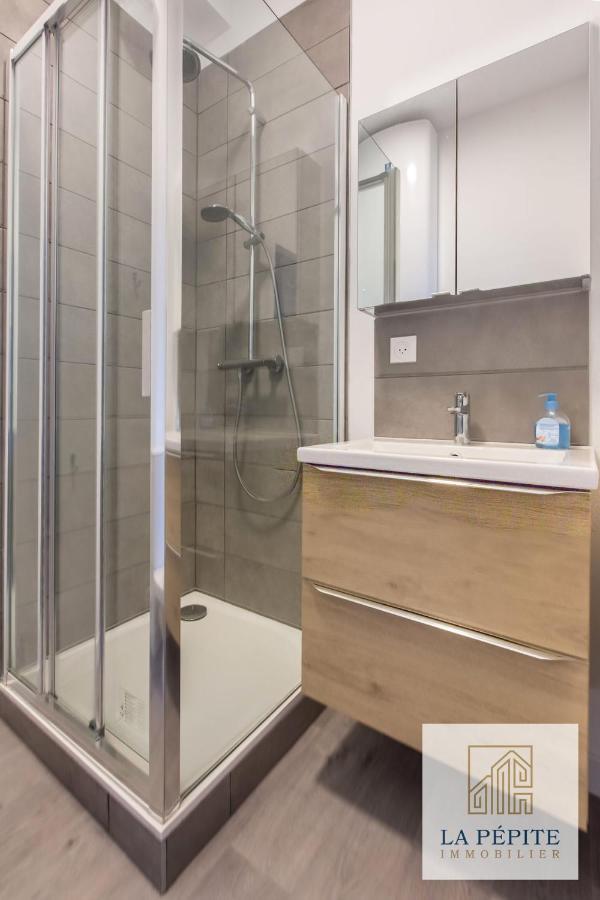 Residence Pasteur ヴァランシエンヌ エクステリア 写真